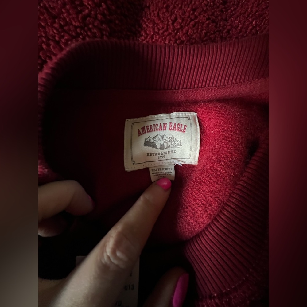 American Eagle Sherpa Crewneck Size Extra Small - Picture 4 of 8